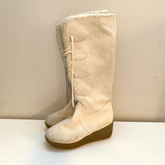 Gorgeous Platform Winter Boots! - Picture 4 of 10